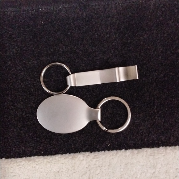 Lexus Silver Keychain Set - Picture 3 of 3